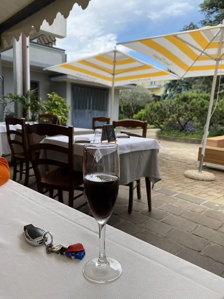 Yi Zheng _Sardinia Ristorante Pizzeria_Inveruno_review