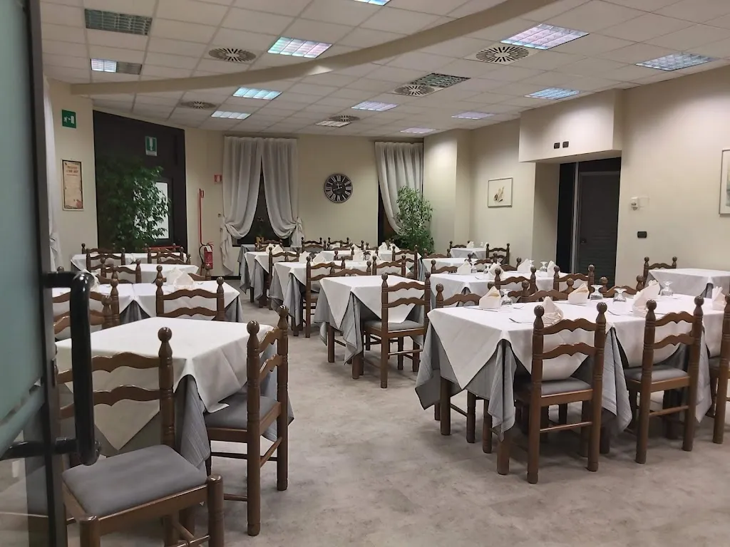 L'Oasi Di S. Antonio S.A.S. Di Colon Jeronima restaurant in Inveruno