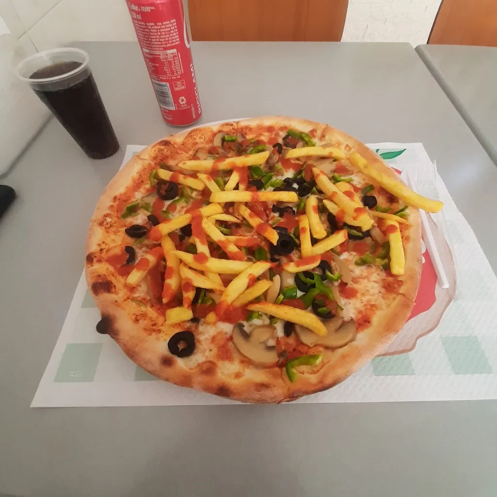 Istanbul Kebap & Pizza restaurant in Inveruno