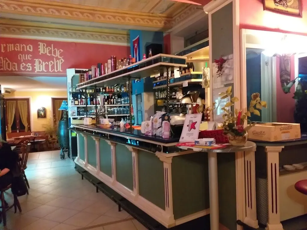 PIZZERIA BLUE TIME restaurant in Isola Dovarese