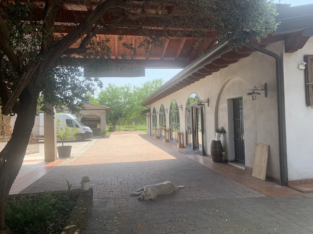 Cascina Dionisia_Isorella_slider_image_3