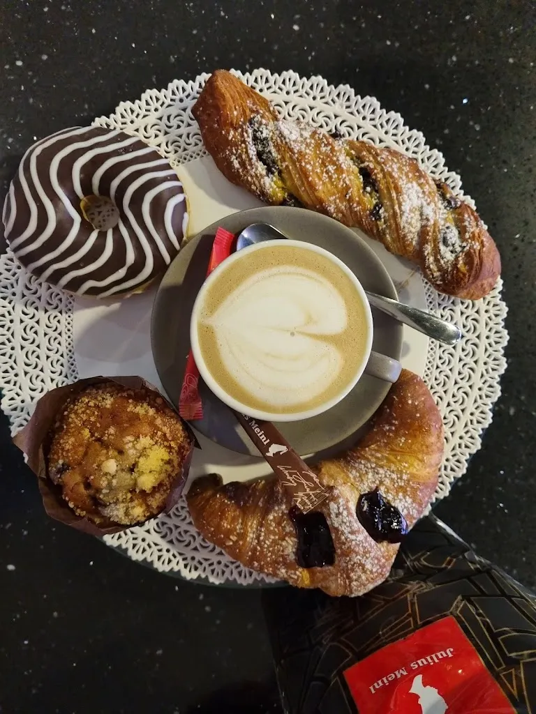 FÖ DE CÓ - Café & Bistrot_Isorella_slider_image_3