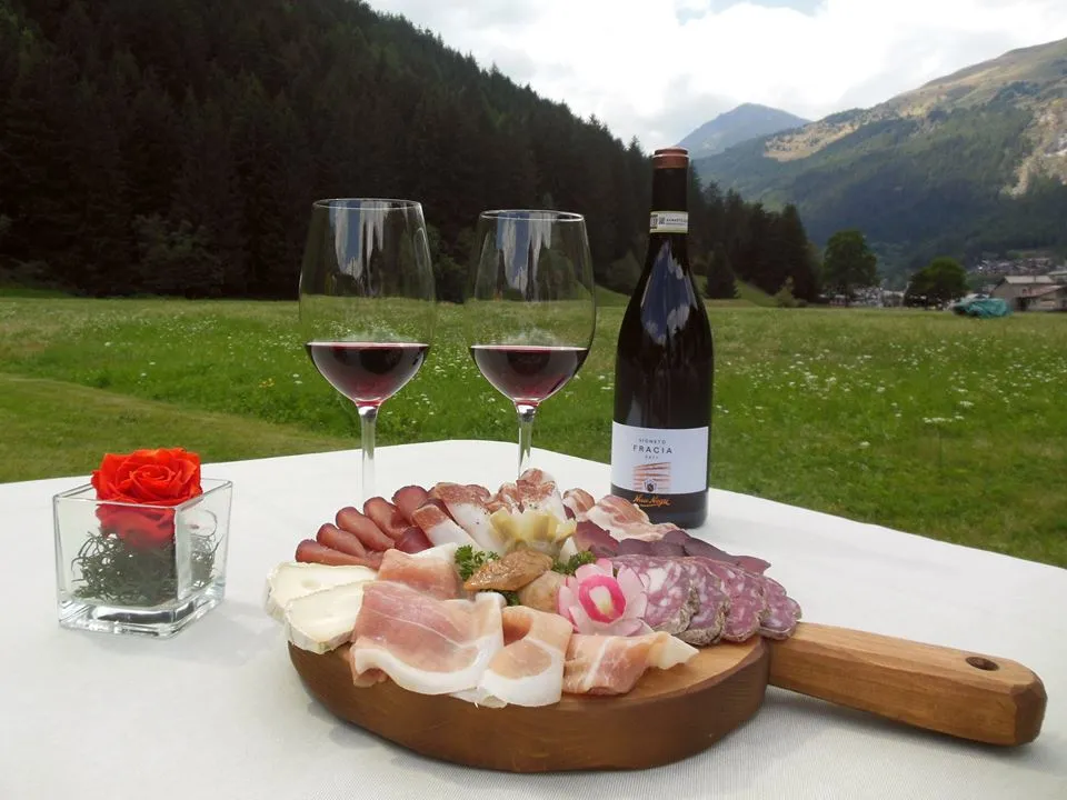 Ristorante Pizzeria Rosengarden_Isolaccia_slider_image_3