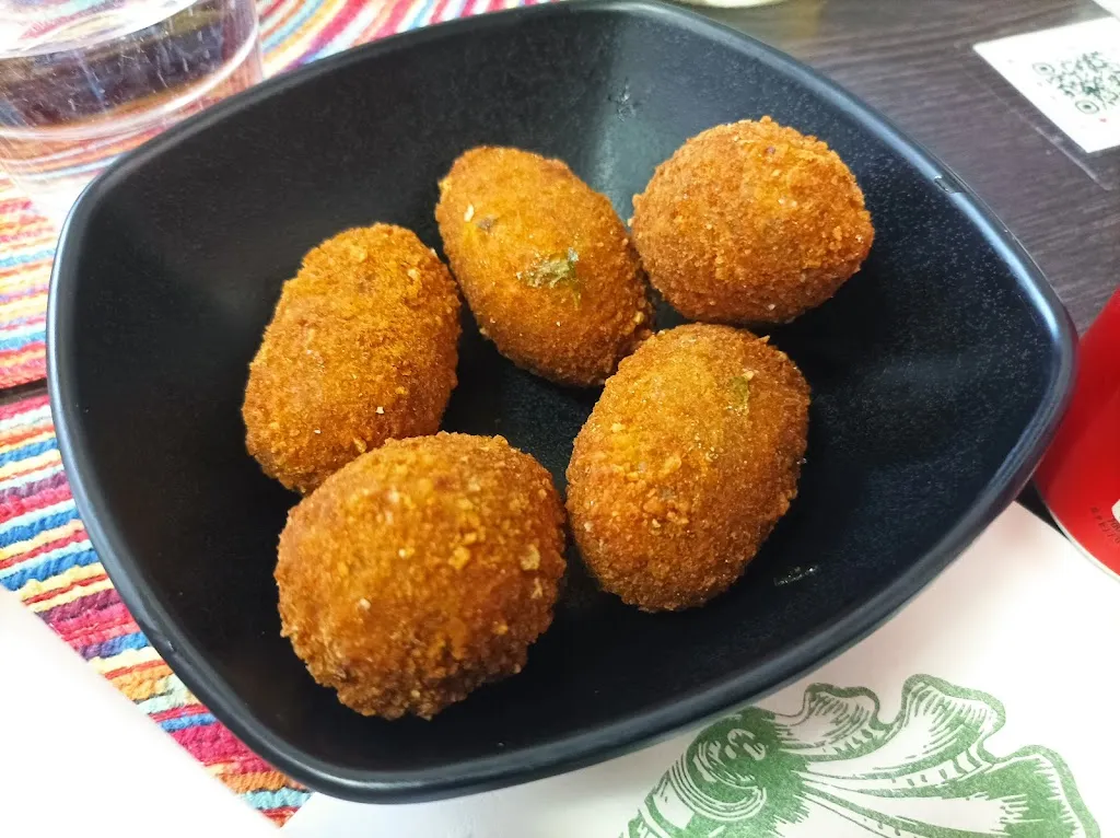 Ale. 10_The Green Door_Jerago Con Orago_review