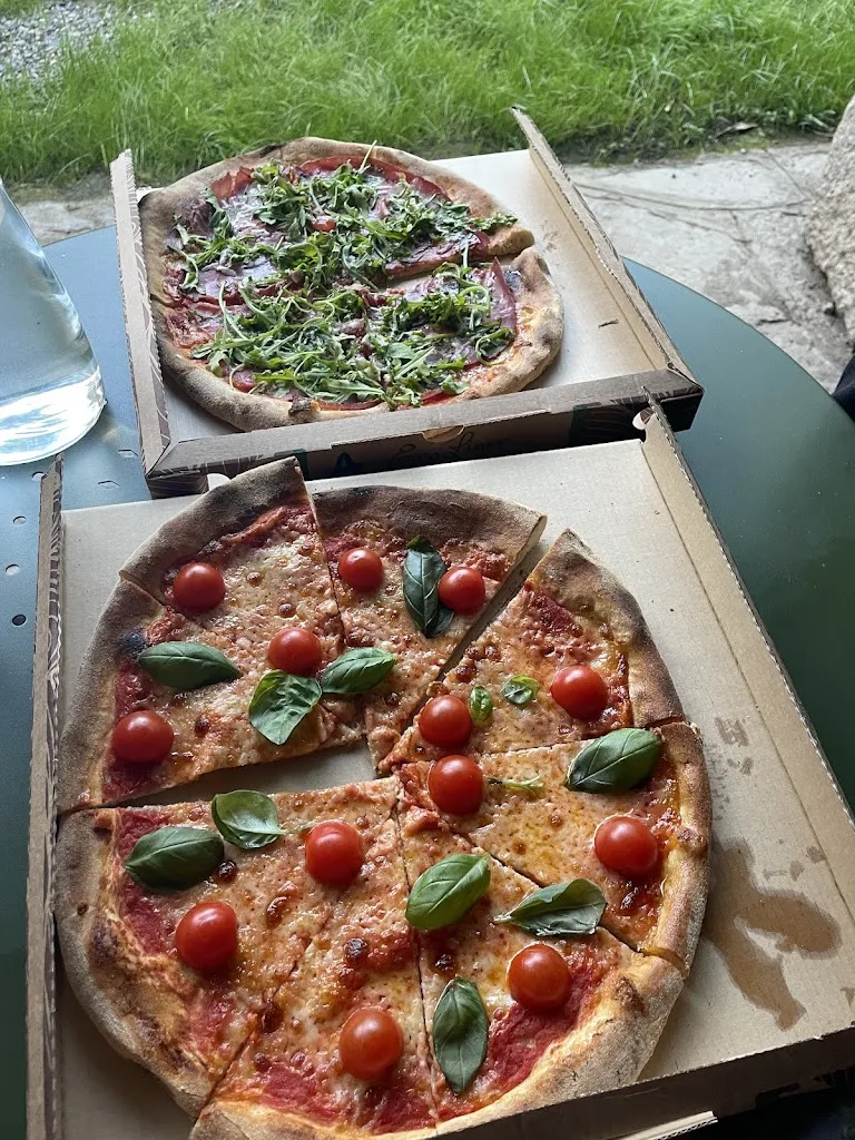 Pizzeria Il Sagittario_Laglio_slider_image_2