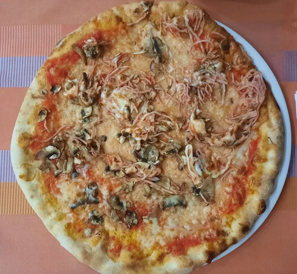 Alessandro Crisafulli_Pizzeria Ristorante Vesuvio_Landriano_review