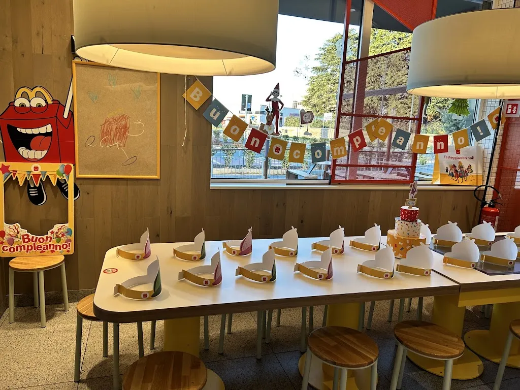 McDonald's Landriano_Landriano_slider_image_1