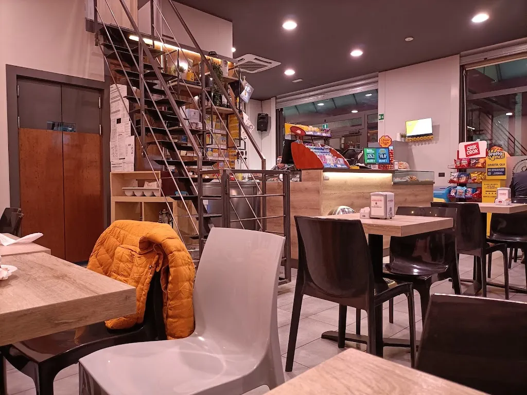 Trentasei 36 restaurant in Landriano