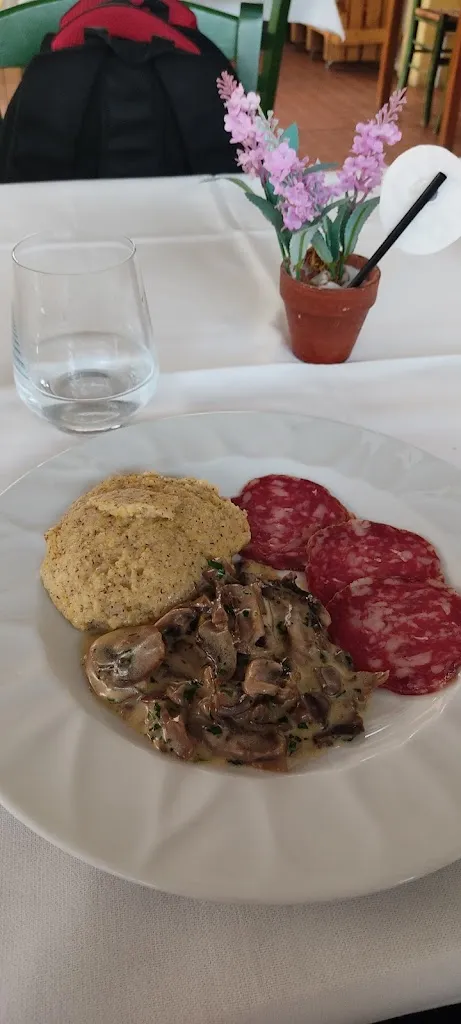 Ulises Muñiz_Pizzeria I MaxCalzoni_Lallio_recensione