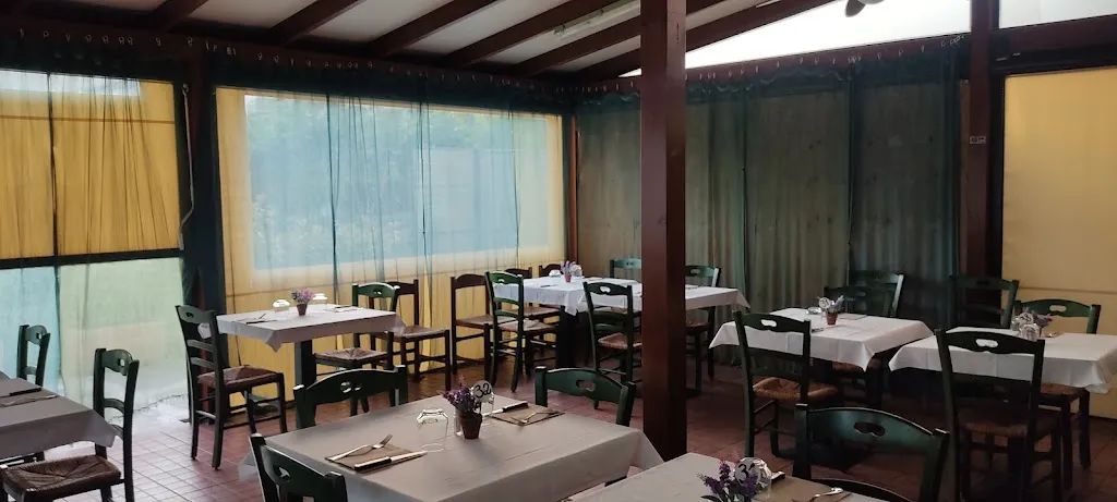 Pizzeria I MaxCalzoni restaurant in Lallio