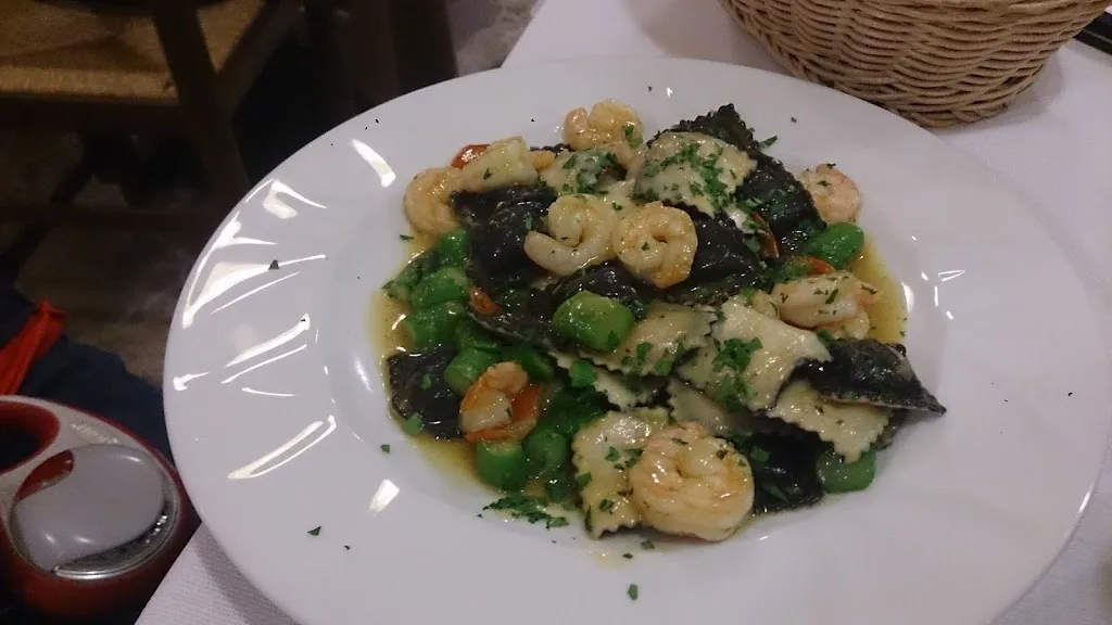 Pizzeria I MaxCalzoni_Lallio_slider_image_2