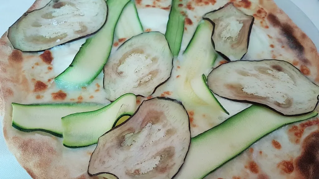 Menu_Pizza e via_Lallio_image_5