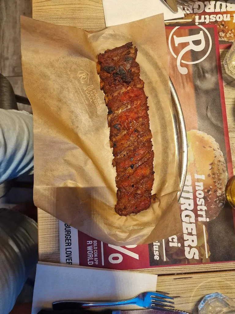 Enachescu Cosmin_Roadhouse Restaurant Dalmine_Lallio_review