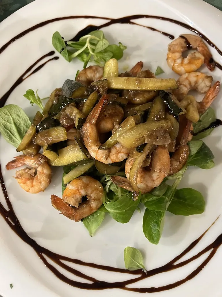 Ristorante Pizzeria Da Elena_Lasnigo_slider_image_3