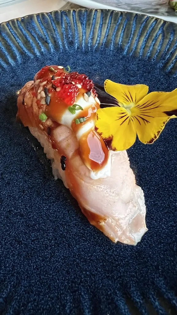 Ry Parken_Oyishi_Lavena Ponte Tresa_recensione