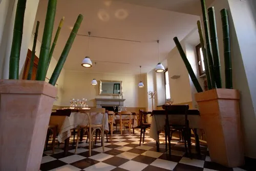 Osteria Del Borgo restaurant in Lazzate