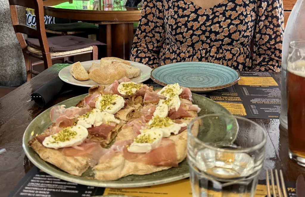 viros sriskaran_Taverna Concordia_Laveno_review