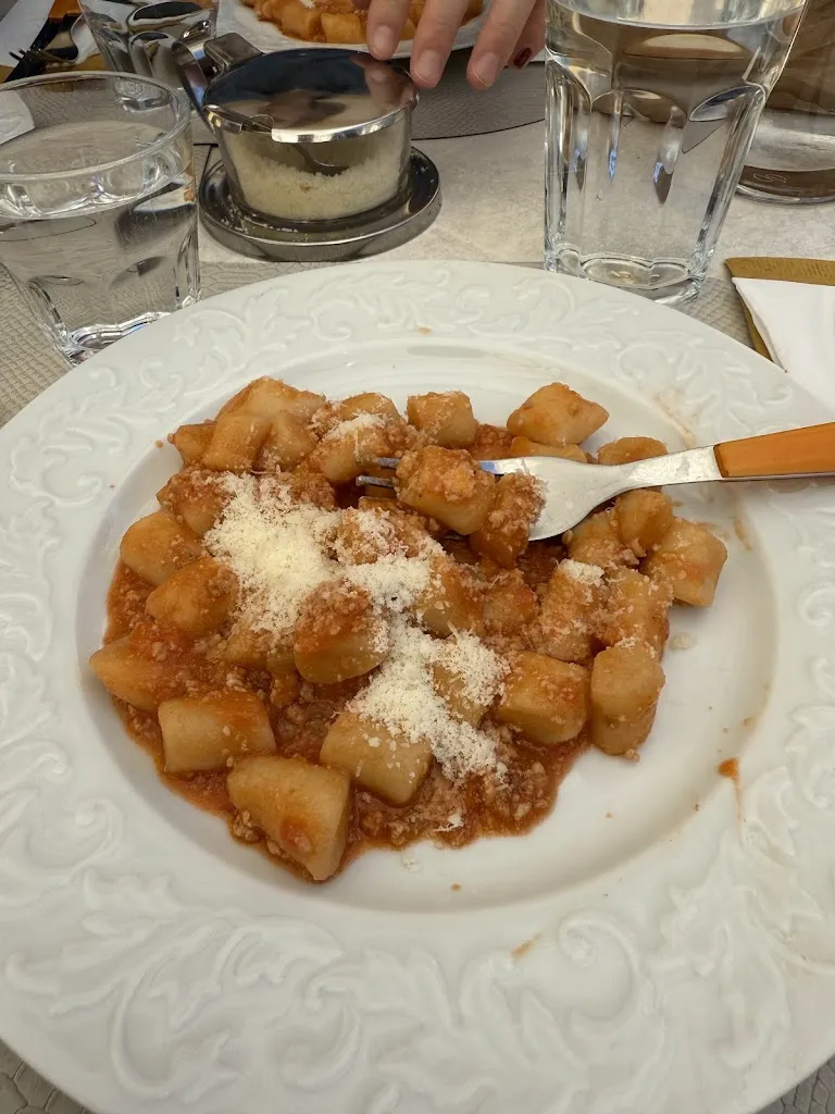 Malte K._La taverna_Laveno_review