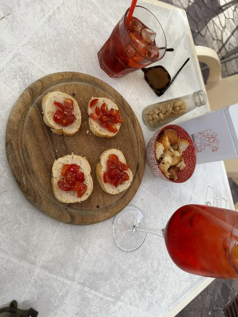 Laura Mullenders_La taverna_Laveno_review