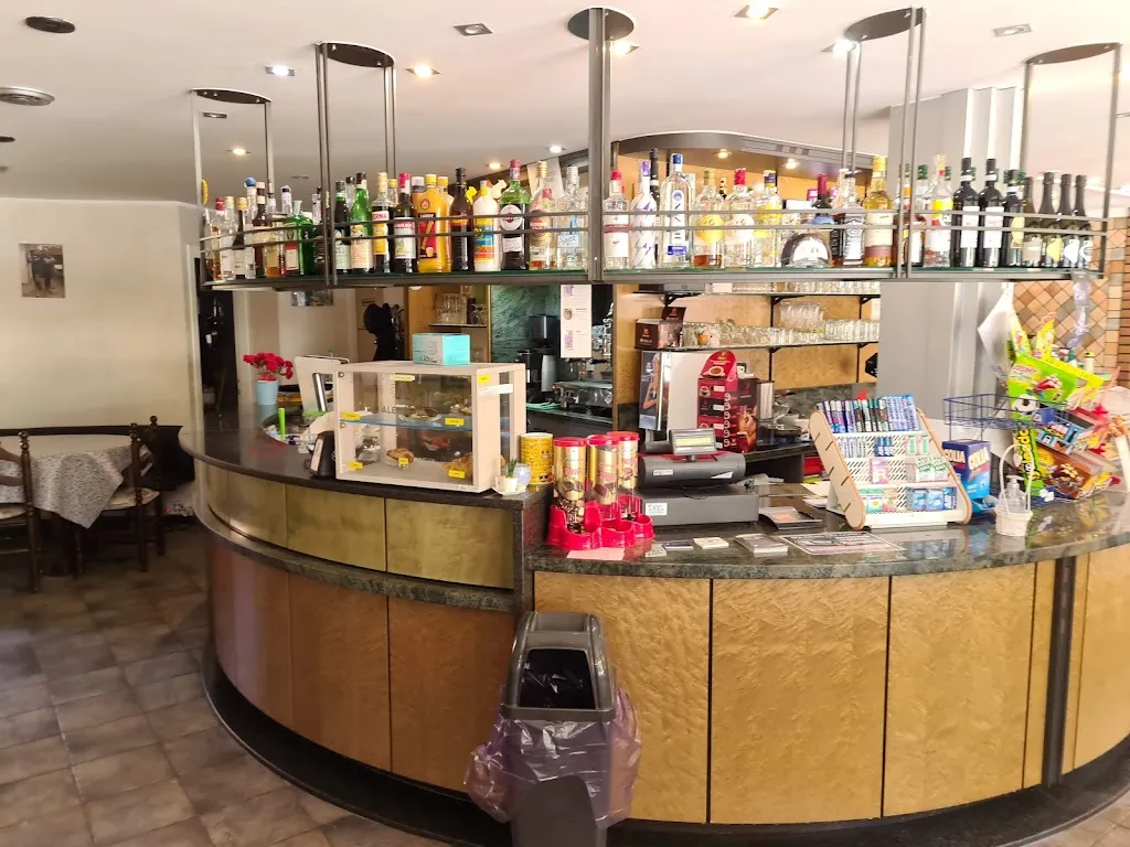 La taverna restaurant in Laveno