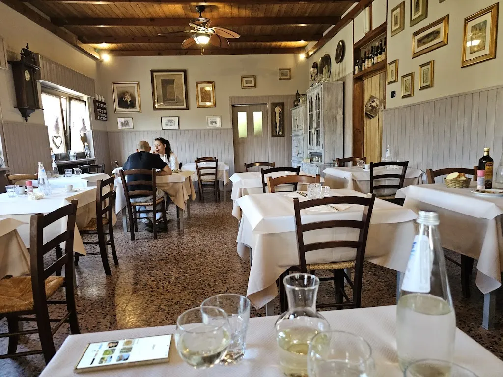 Circolo Di Cerro restaurant in Laveno