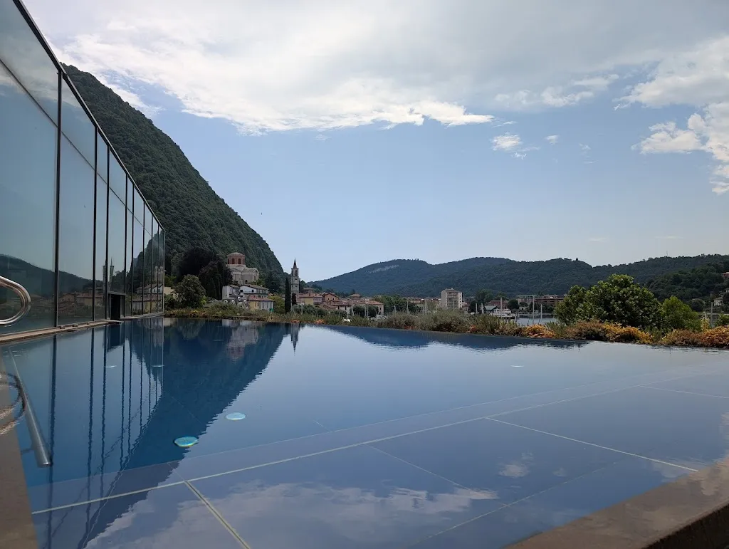 Tim Sharpe_Hotel de Charme Laveno_Laveno_review