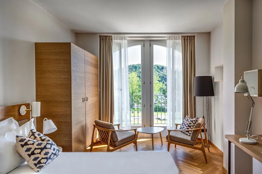 Hotel de Charme Laveno_Laveno_slider_image_3