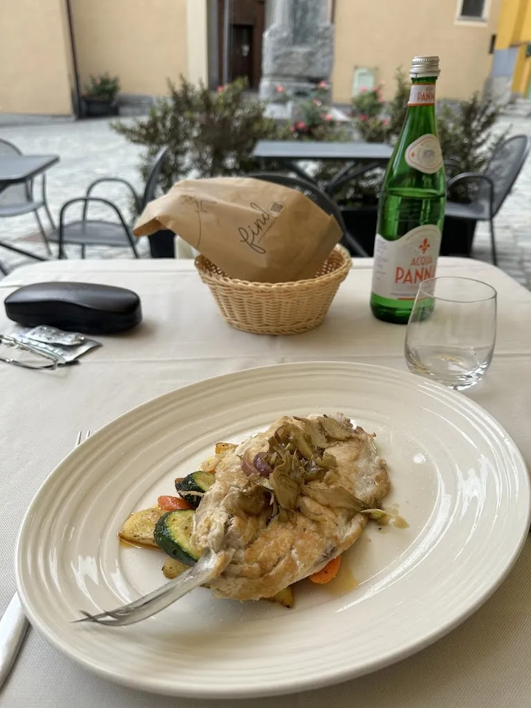 Vicky Bo_Trattoria Santo Stefano - Lenno _Lenno_review