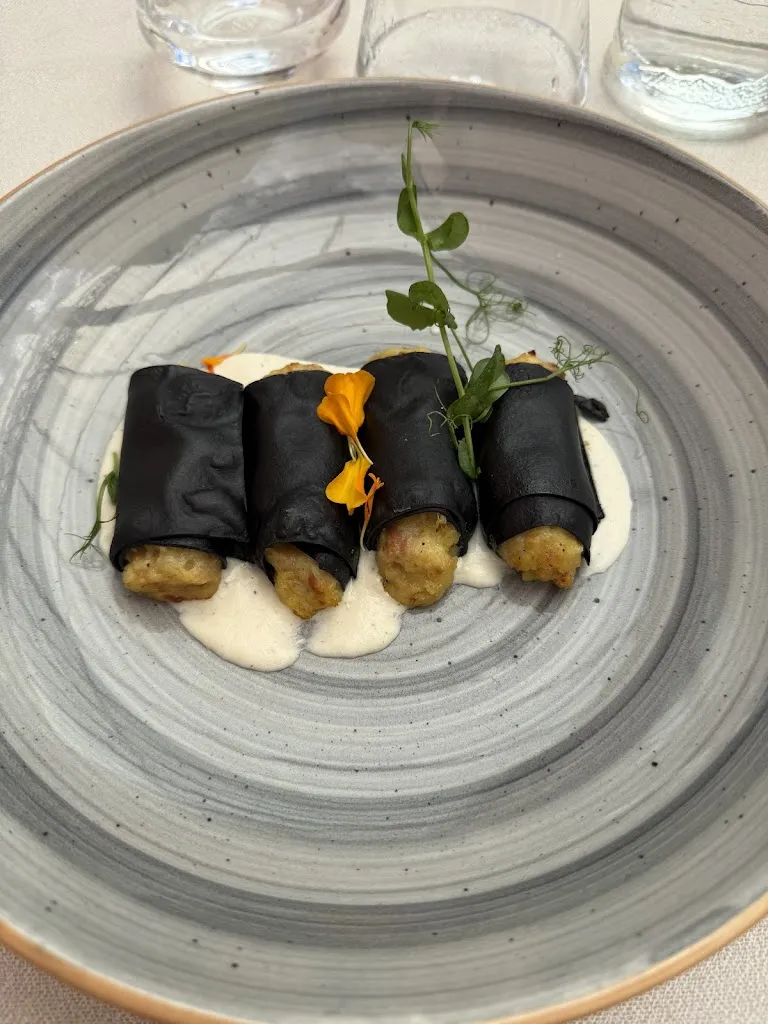 Anna Lapunova_Ristorante Giglio_Lenno_review