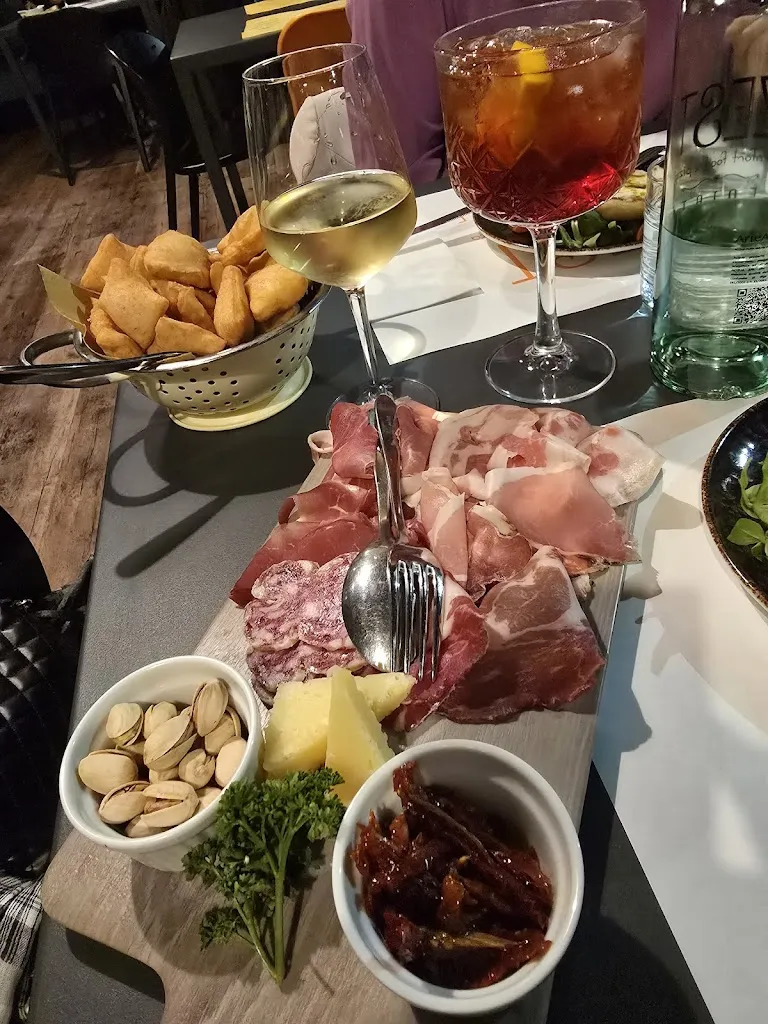 Shadow Manu_Zest Lentate_Lentate sul Seveso_review