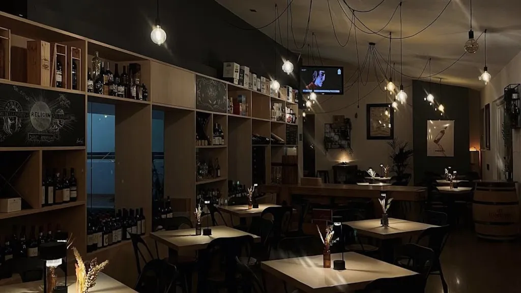 L'Altro al di vino restaurant in Lentate sul Seveso