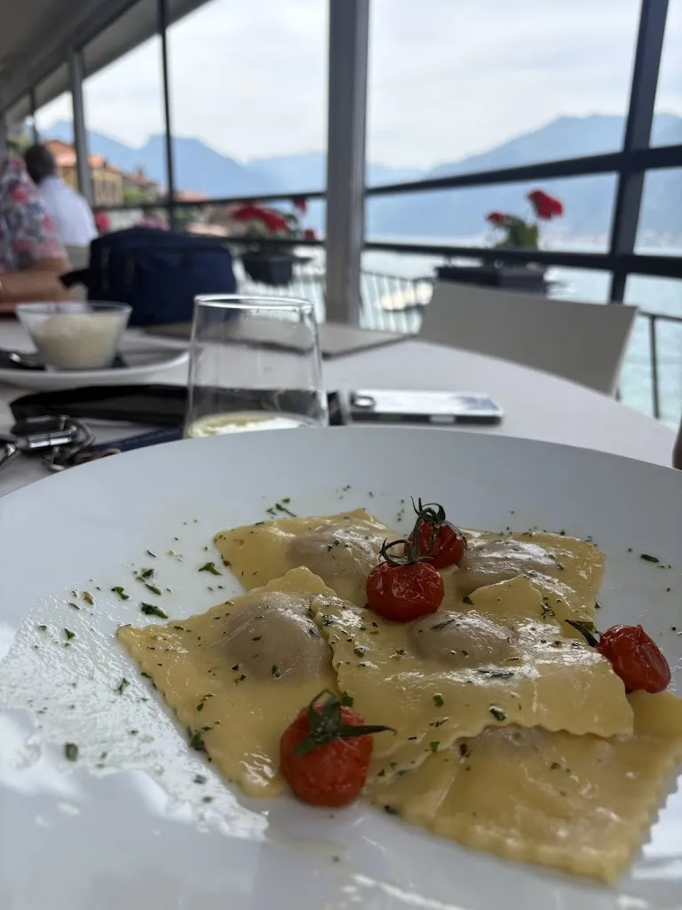 ela jean_Crotto dei Pescatori_Lezzeno_review