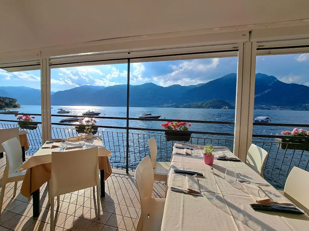 Crotto dei Pescatori restaurant in Lezzeno