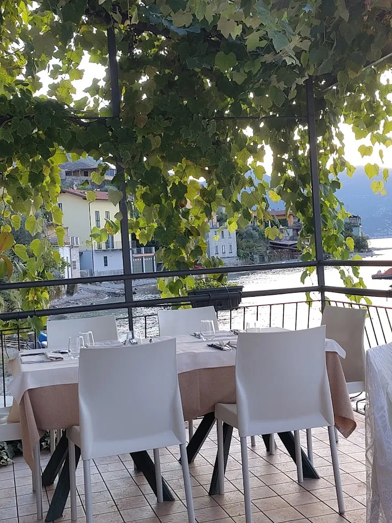 Crotto dei Pescatori_Lezzeno_slider_image_3