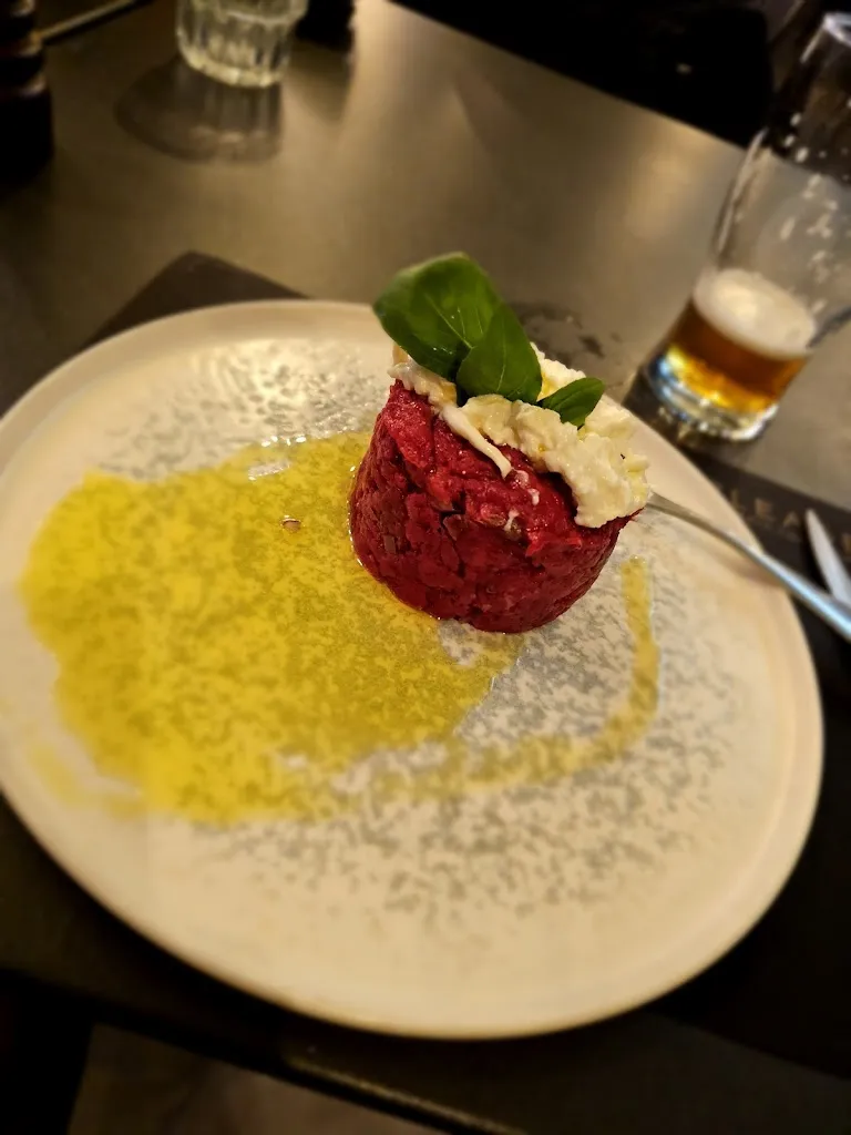 Tomas Melkovic_PLEASE - Pizza & Restaurant_Lesmo_review