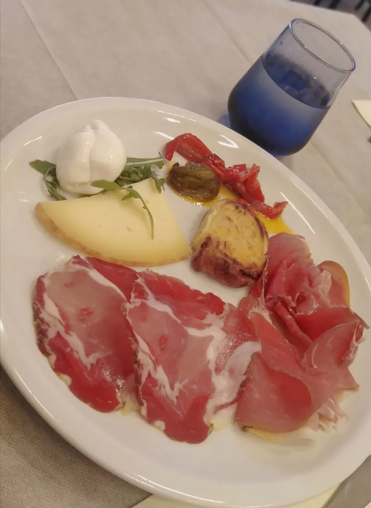 Antonella Padovano_Varese_Biccari_review