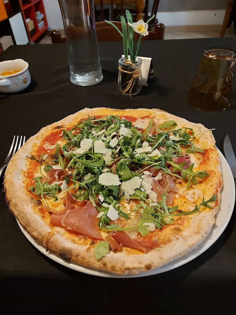 Ristorante Pizzeria Lupo De Lupis_Limido Comasco_slider_image_2