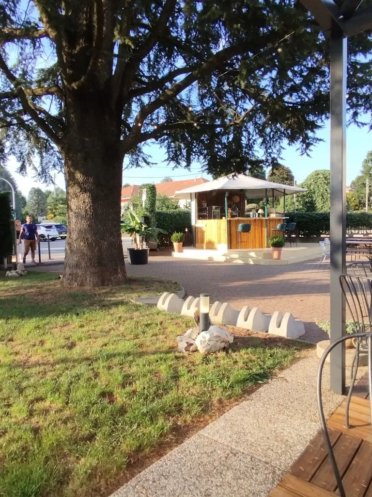 Max Delvi_Bollicine Bar Cafe'_Limido Comasco_review