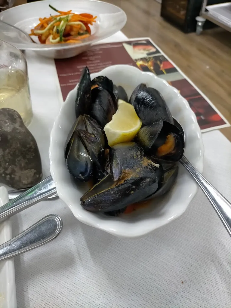 Ristorante-Pizzeria Il Riccio D'oro_Limido Comasco_slider_image_3