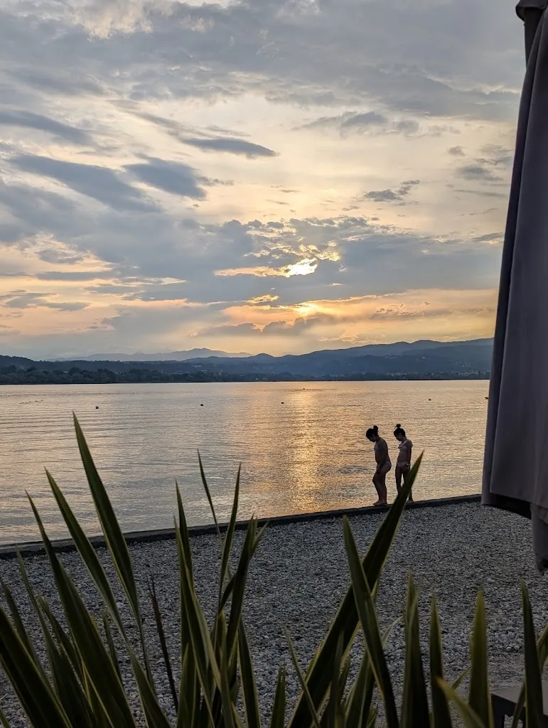 Patrick Huhn_LisanzaLake_Lisanza_review