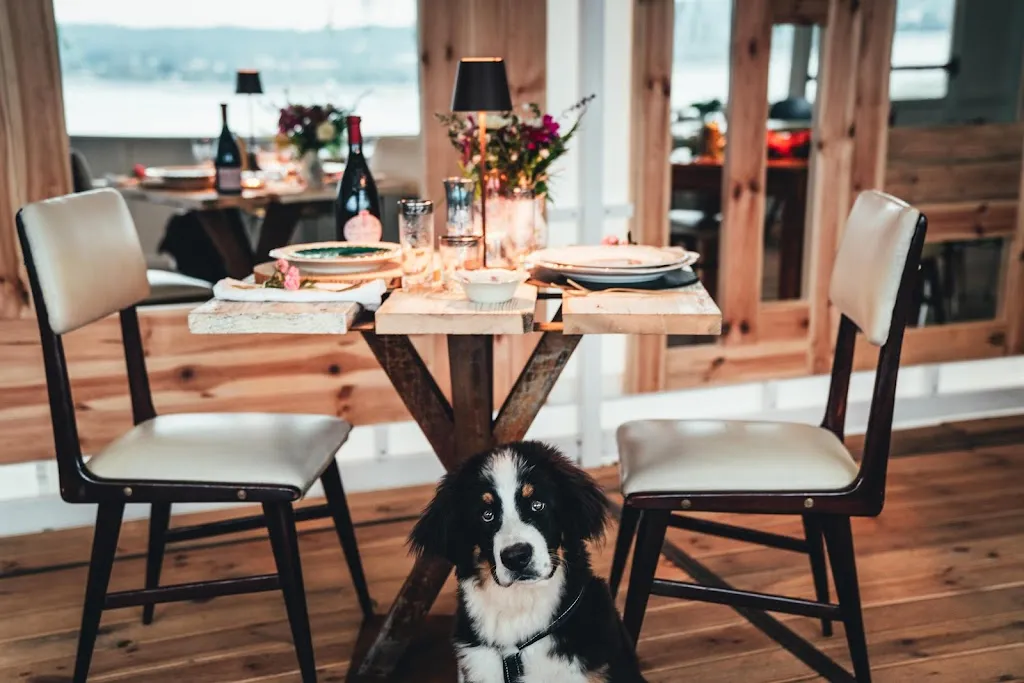 LisanzaLake_Lisanza_slider_image_1