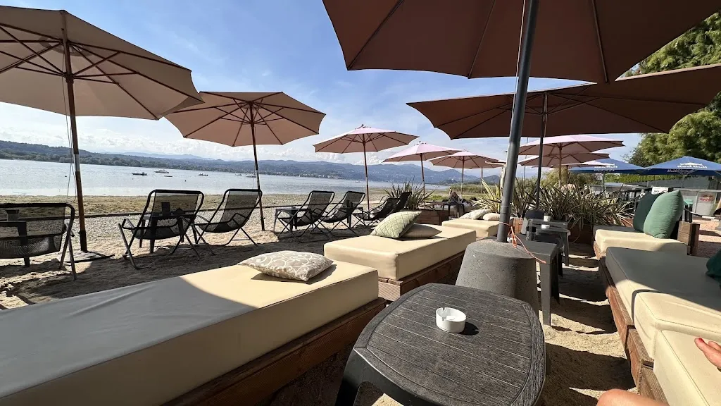 LisanzaLake_Lisanza_slider_image_3