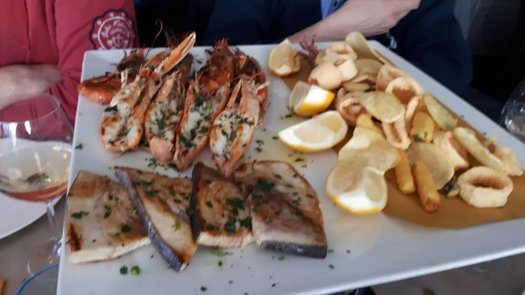 Menu_Delfino Blu_Lipomo_immagine_6