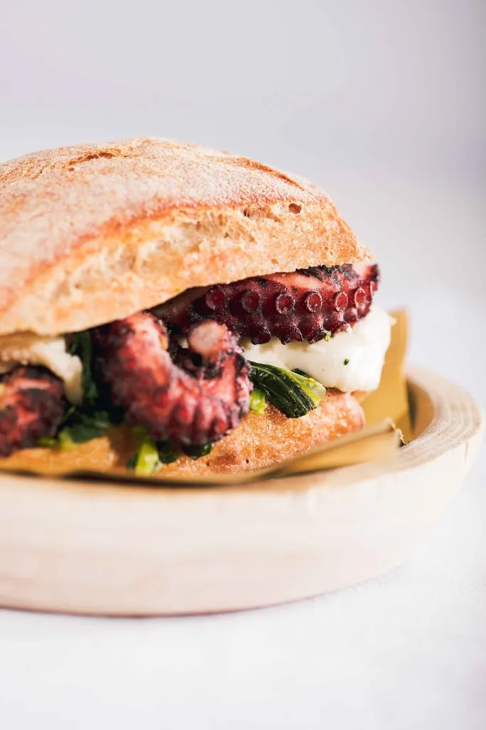 Delfino Blu_Lipomo_slider_image_3