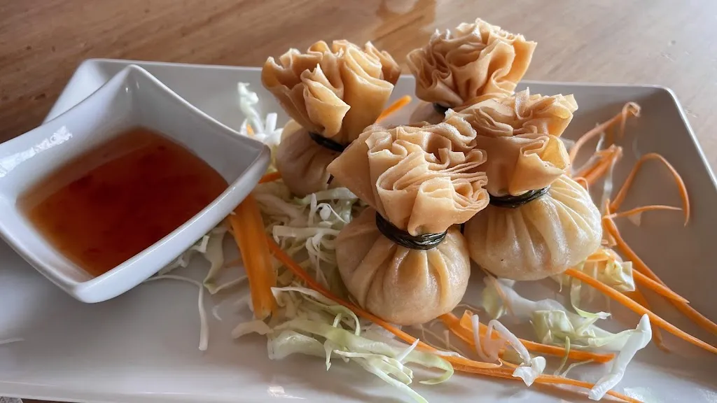 Sawasdee - Thai and Italian Food_Lipomo_slider_image_3