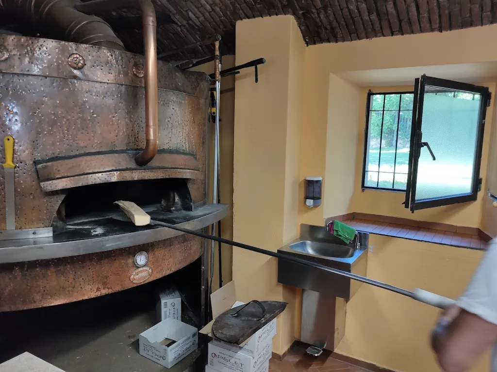 Olly Di Oliviero Luigi & C. Sas restaurant in Lipomo