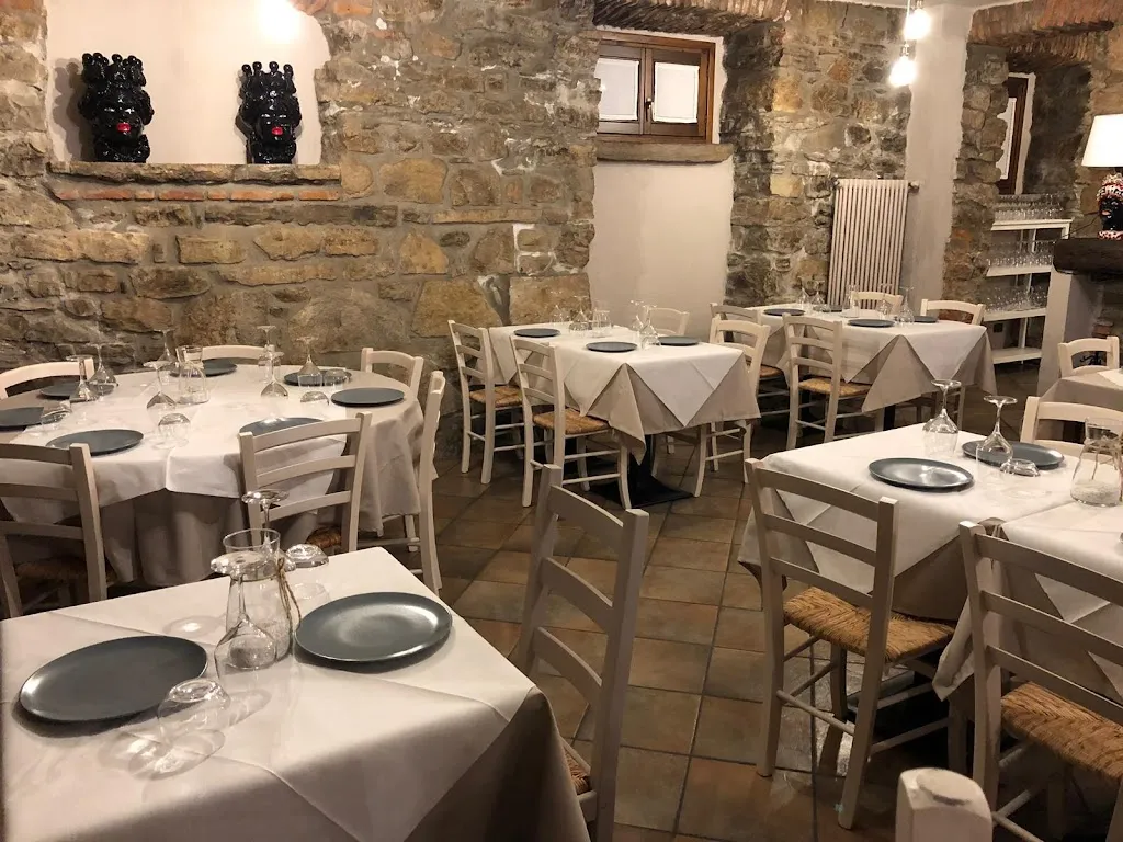 Il Sale Osteria Siciliana_Lipomo_slider_image_1