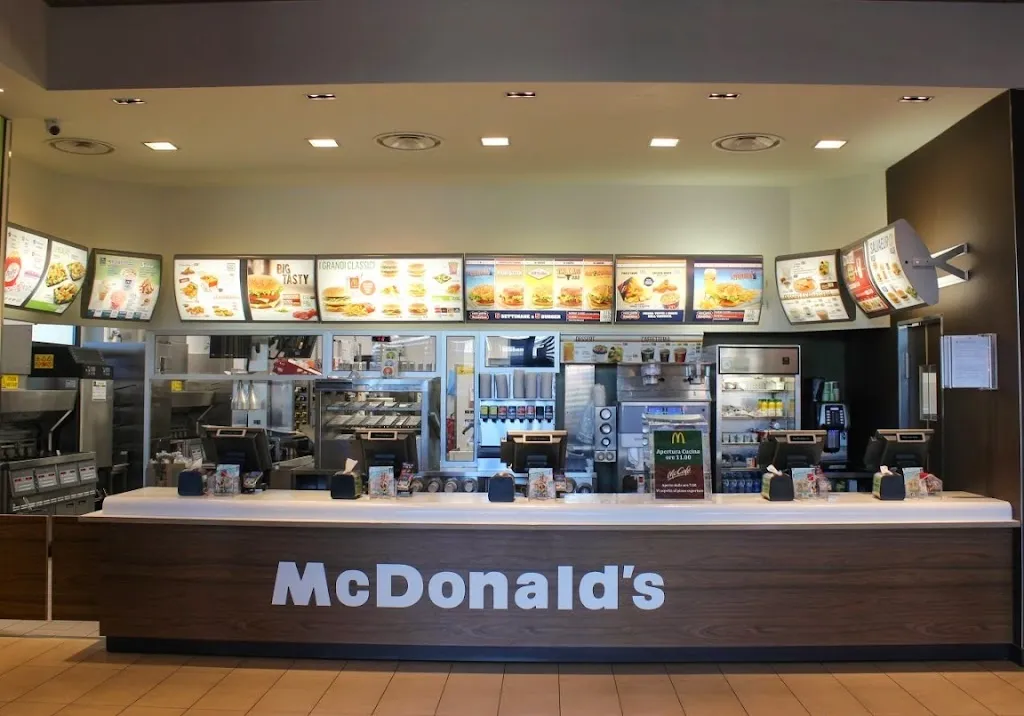 McDonald's restaurant in Lipomo