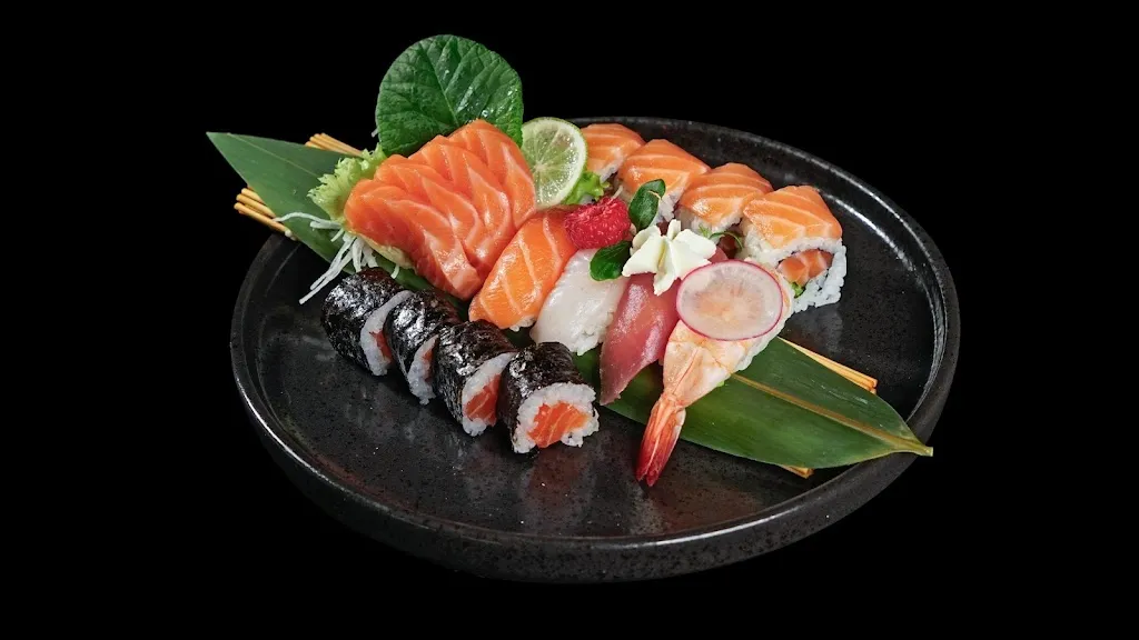 Kiyo Sushi_Liscate_slider_image_3