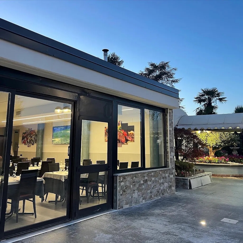 Ristorante Pizzeria Mari e Monti restaurant in Liscate